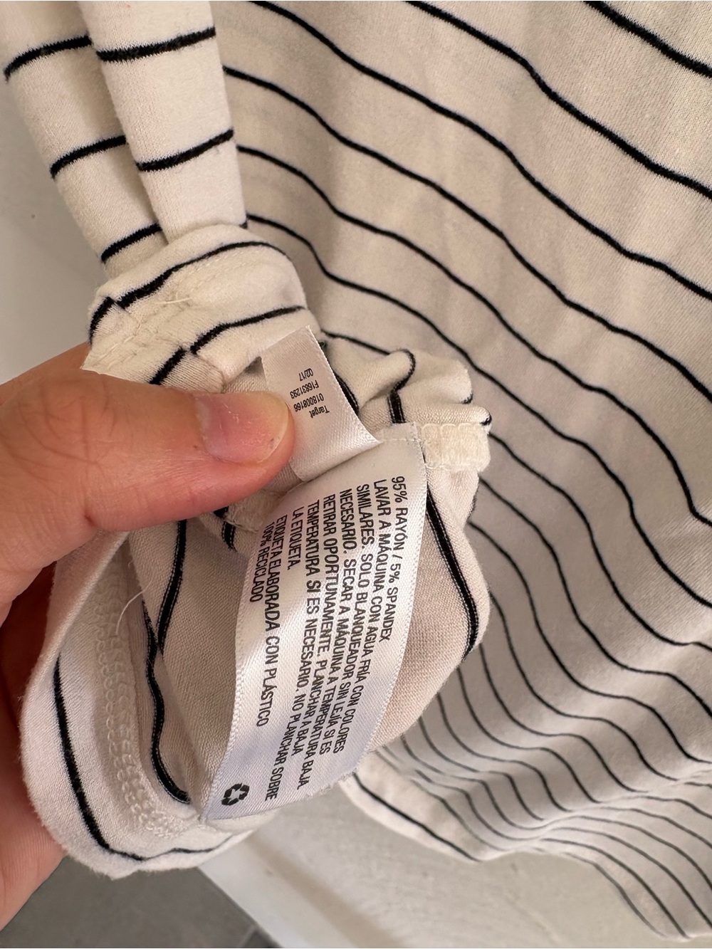 A New Day Striped White Tee XS Minimalist Casual Short Sleeve Scooped Neck - Picture 4 of 5